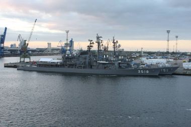 Rostock, Almanya: 1 Şubat. 2017 - Rostock liman ve Almanya arasındaki Danmark Körfezi arasında feribot yelken