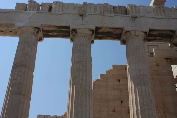 Tempio del Partenone nella collina dell'Acropoli ad Atene, Grecia . — Foto Stock