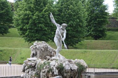 Boboli Bahçeleri ortasına Neptün Çeşmesi. Heykeltıraş, Stoldo Lorenzi. Floransa