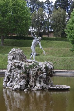 Boboli Bahçeleri ortasına Neptün Çeşmesi. Heykeltıraş, Stoldo Lorenzi. Floransa