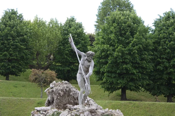 Neptune fountain in the center of the Boboli Gardens. The Sculptor, Stoldo Lorenzi. Florence — Stock Photo, Image