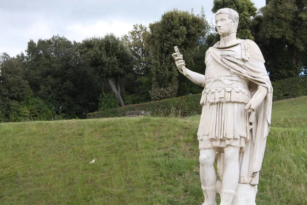 Άγαλμα στους κήπους Boboli - Φλωρεντία, Τοσκάνη, Ιταλία — Φωτογραφία Αρχείου