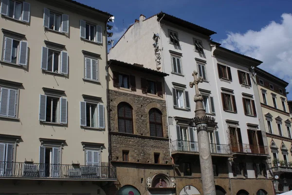 Florence ulice a nápisy v Itálii — Stock fotografie