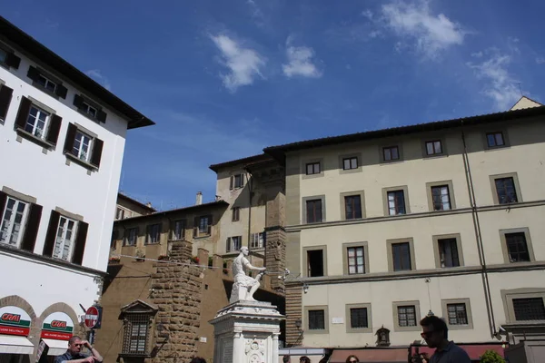 Giovanni anıt delle Bande Nere Floransa, İtalya