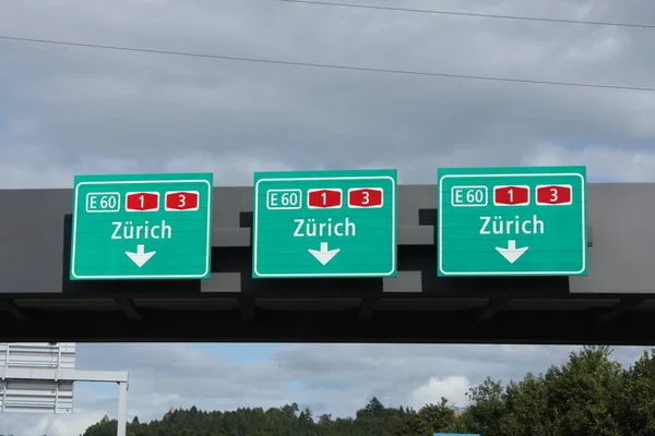 Swiss znaków drogowych — Zdjęcie stockowe