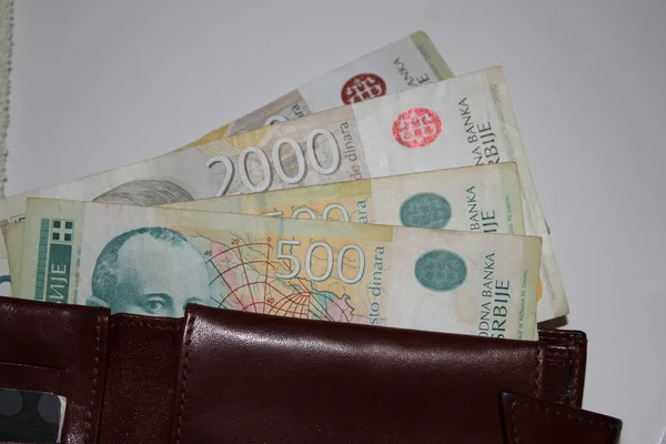 Banknot 100, 500 ve 2000 Sırp dinar (Rsd) — Stok fotoğraf