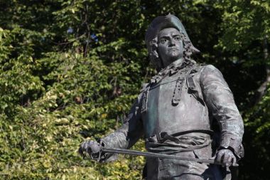 Norveç, Oslo 'da Amiral Peter Tordenskjold' un heykeli,