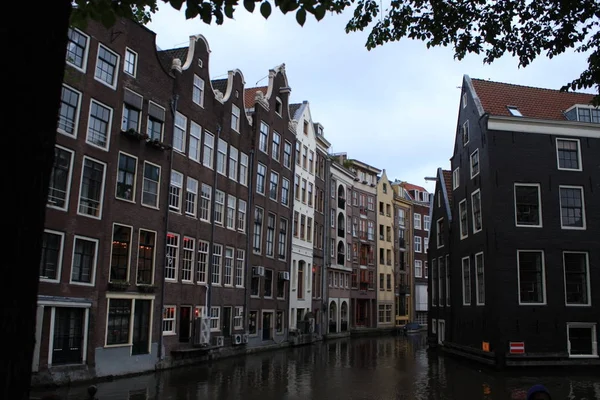 Vista Los Hermosos Canales Ciudad Amsterdam Países Bajos — Foto de Stock