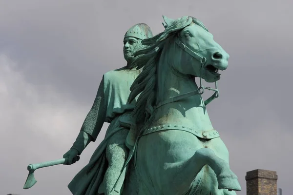 Equestrian Statue Bishop Absalon Unveiled 1902 Honor Founder City Copenhagen — Stock Photo, Image