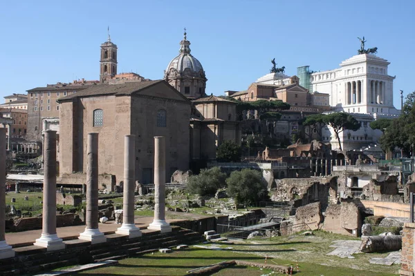 Ένα Από Πιο Διάσημα Αξιοθέατα Του Κόσμου Ρωμαϊκό Φόρουμ Ρώμη — Φωτογραφία Αρχείου