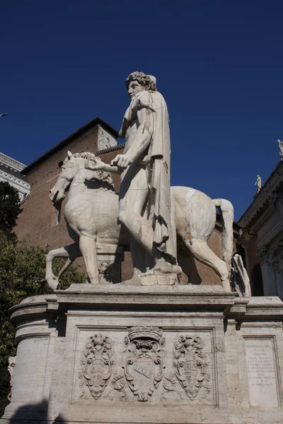 Piazza Del Campidoglio Statua Del Castore Sulle Scale Della Cordonata — Foto Stock