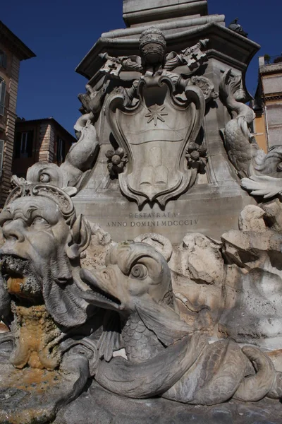 Dettagli Scultorei Sulla Fontana Piazza Del Pantheon Roma — Foto Stock