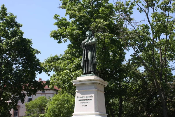 Vue Sur Parc Avec Statue Andras Dugonics Dans Ville Szeged — Photo