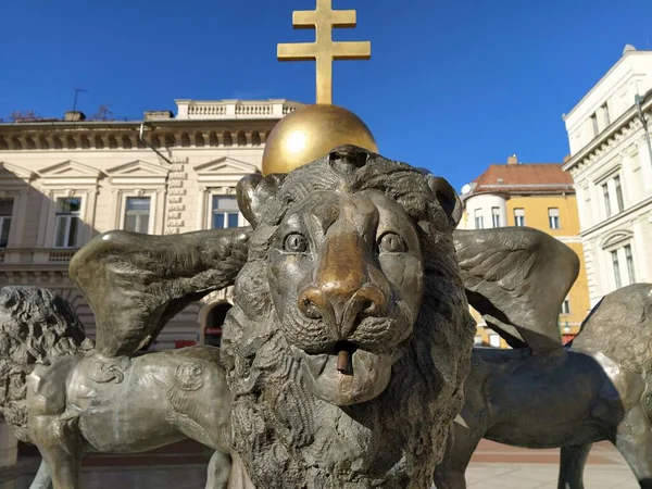 狮子喷泉 Klauzal Ter Klaus Square Szeged Hungary Szeged Hungary — 图库照片