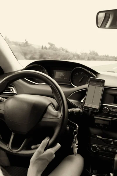 Woman Driving Highway — Stock Photo, Image