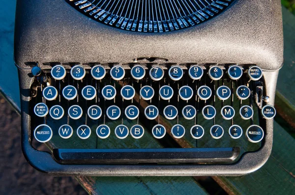 Vintage Velha máquina de escrever — Fotografia de Stock