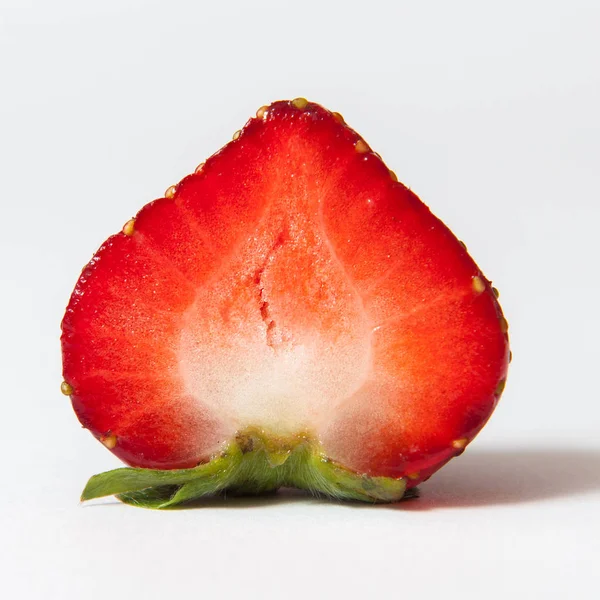 La mitad de fresa —  Fotos de Stock