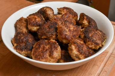 ev yapımı kızarmış pirzola