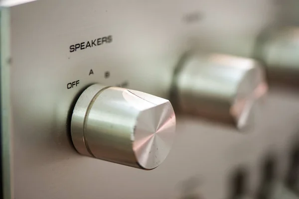 Control knob of vintage hi-fi amplifier — Stock Photo, Image