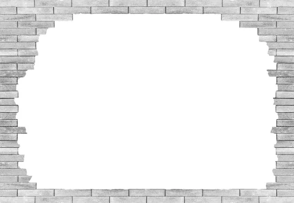 Ziegelwand mit Loch isoliert auf weißem Hintergrund. — Stockfoto