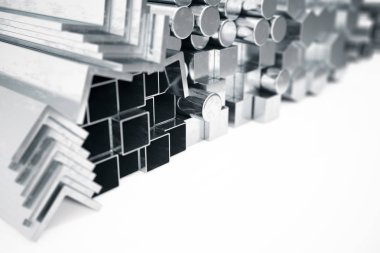 Silindirik metal çelik profiller, altıgen metal çelik profiller, kare metal çelik profiller. Farklı paslanmaz çelik ürünleri, 3d çizim