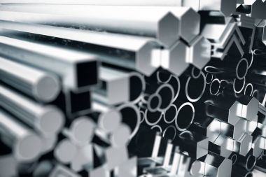 Silindirik metal çelik profiller, altıgen metal çelik profiller, kare metal çelik profiller. Farklı paslanmaz çelik ürünleri, 3d çizim
