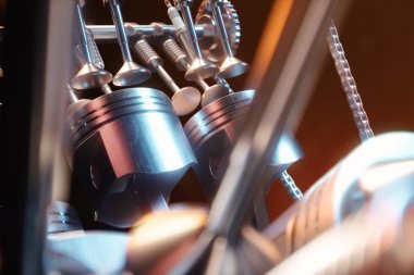 bir içten yanmalı motor 3D Illustration. Motor parçaları, krank, piston, yakıt besleme sistemi. V6 motor piston krank mili siyah bir arka plan ile. Araba motoru içinde gösteren resim