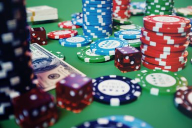 3D çizim casino oyunu. Cips, oyun kartları poker için. Poker fişleri, kırmızı zar ve para yeşil masada. Online casino kavramı