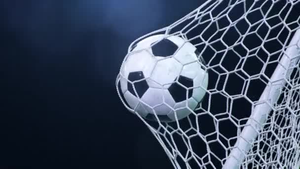 Ballon Football Dans Filet Sur Beau Fond Ciel Balle Football — Video