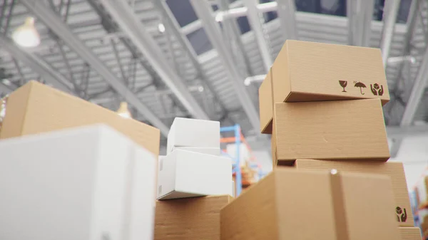 Cajas Cartón Medio Del Almacén Centro Logístico Gran Almacén Moderno — Foto de Stock