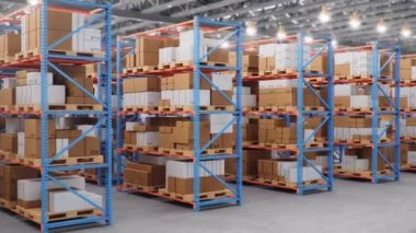 Endüstriyel depodaki raflardaki kutuların görüntüsü