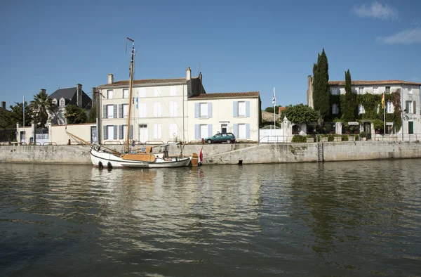 Canal de Marans La Rochelle, Morans Franciaország — Stock Fotó