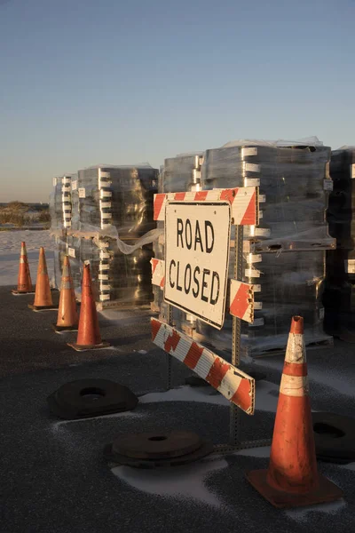 Road closed sign on a Florida highway