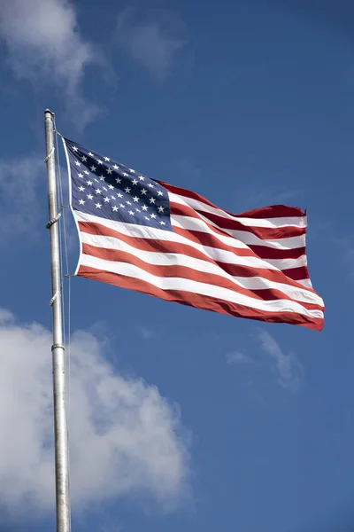 Flagge mit Sternen und Streifen — Stockfoto