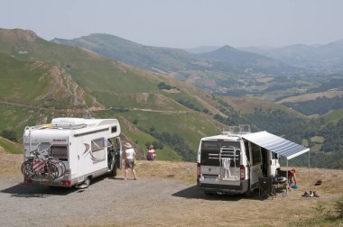 Kamyonet ve karavan sitesi Pyrenees Fransa