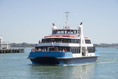 Queens Auckland Harbour Yeni Zelanda Wharf