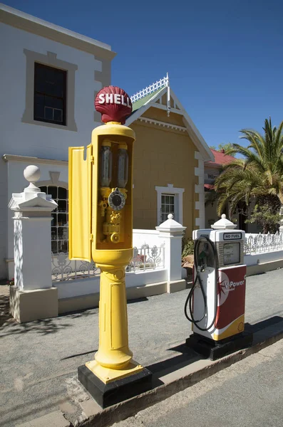在马奇斯方丹南非历史加油站燃油泵 — 图库照片