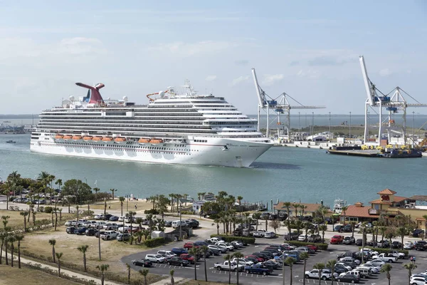 Devam Port Canaveral Florida ABD gemi
