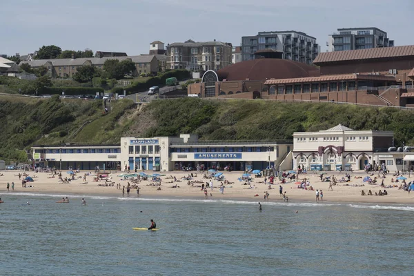 Bournemouth İngiltere'de İngiltere'de denize sıfır bina