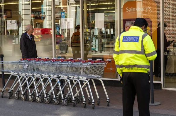 Winchester Hampshire Angleterre Royaume Uni Mars 2020 Agent Sécurité Devant — Photo