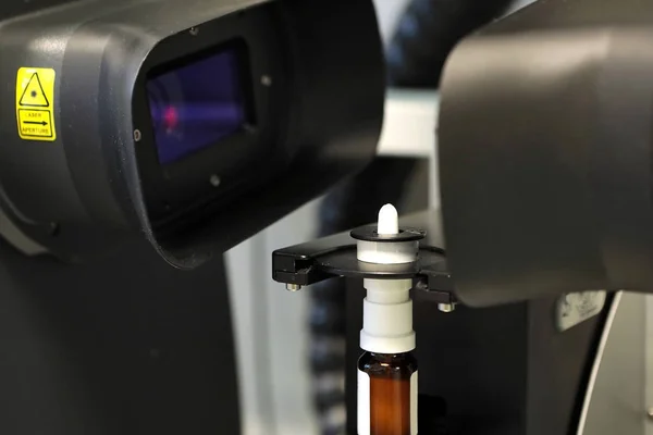 Munkavállaló Intézkedések Részecskék Mérete Csepp Spray Gyógyszeripar Laboratóriumi Részecske Méret — Stock Fotó