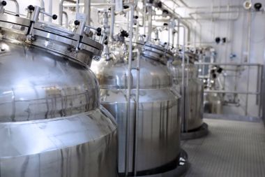 Reaktörler, süspansiyonlar ve çözümler. Pharmaceut imalatı