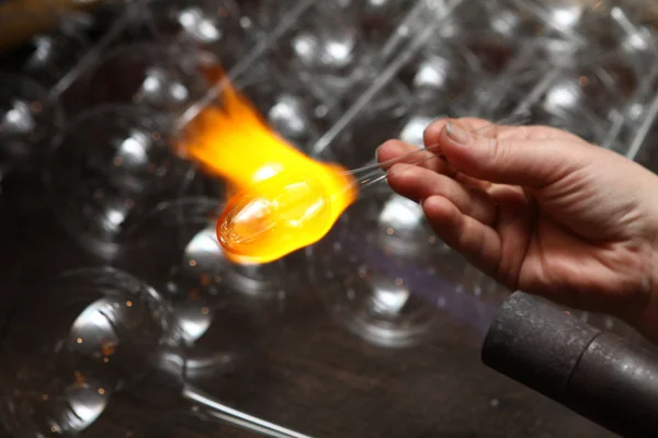 Factory Christmas Toys Worker Blows Out Glass Burner Melts Glass — Stock Photo, Image