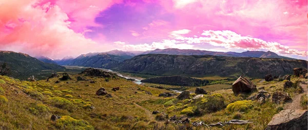 Panoramik De las Vueltas Nehri.