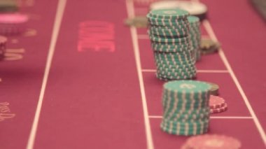Poker masasında. Fiş dönüşü kazandı. Casino