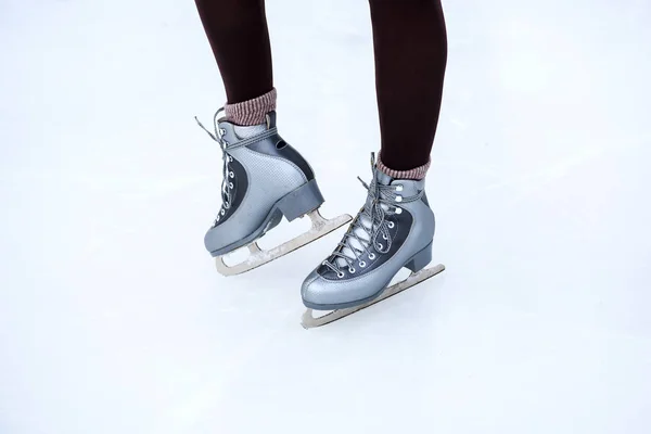 Feet girl skating — Stock Photo, Image