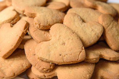 Kalp şeklinde çerezler.