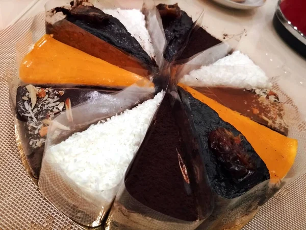 Söt Födelsedag Naturlig Choklad Sufflé Cheesecake Frukt Tårta Uppsättning Välsmakande — Stockfoto