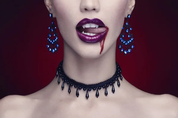 Cadılar Bayramı, güzel kadın, vampir