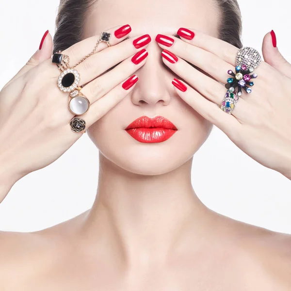 Schoonheid mode portrait.jewelry ringen — Stockfoto